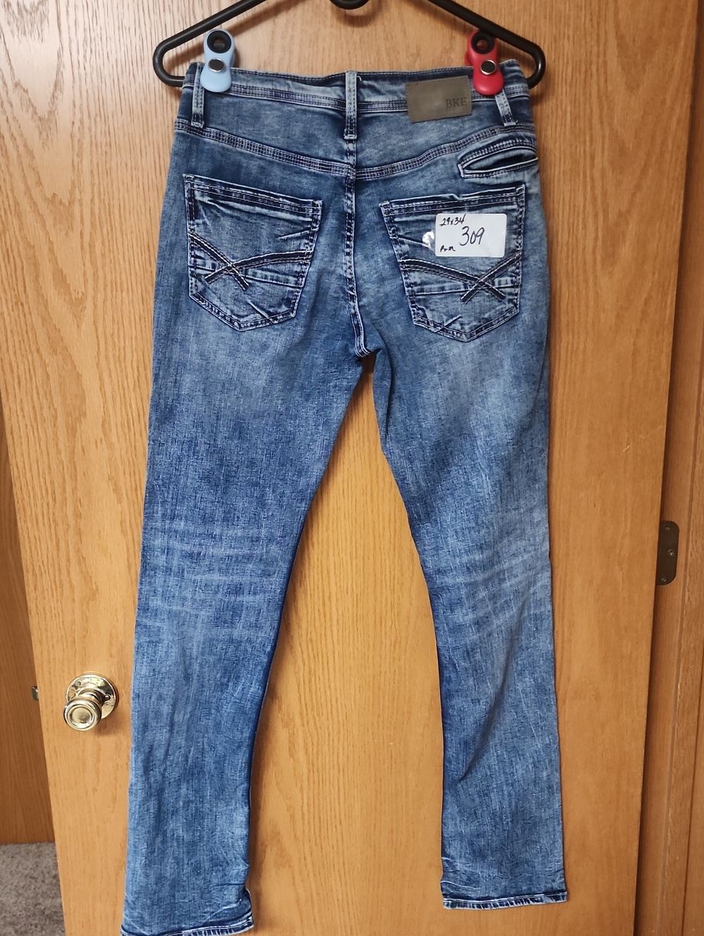 Bke Jake jeans mens 29x34 number 309